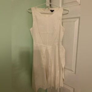 Ann Taylor white Sleeveless Dress Size 8P